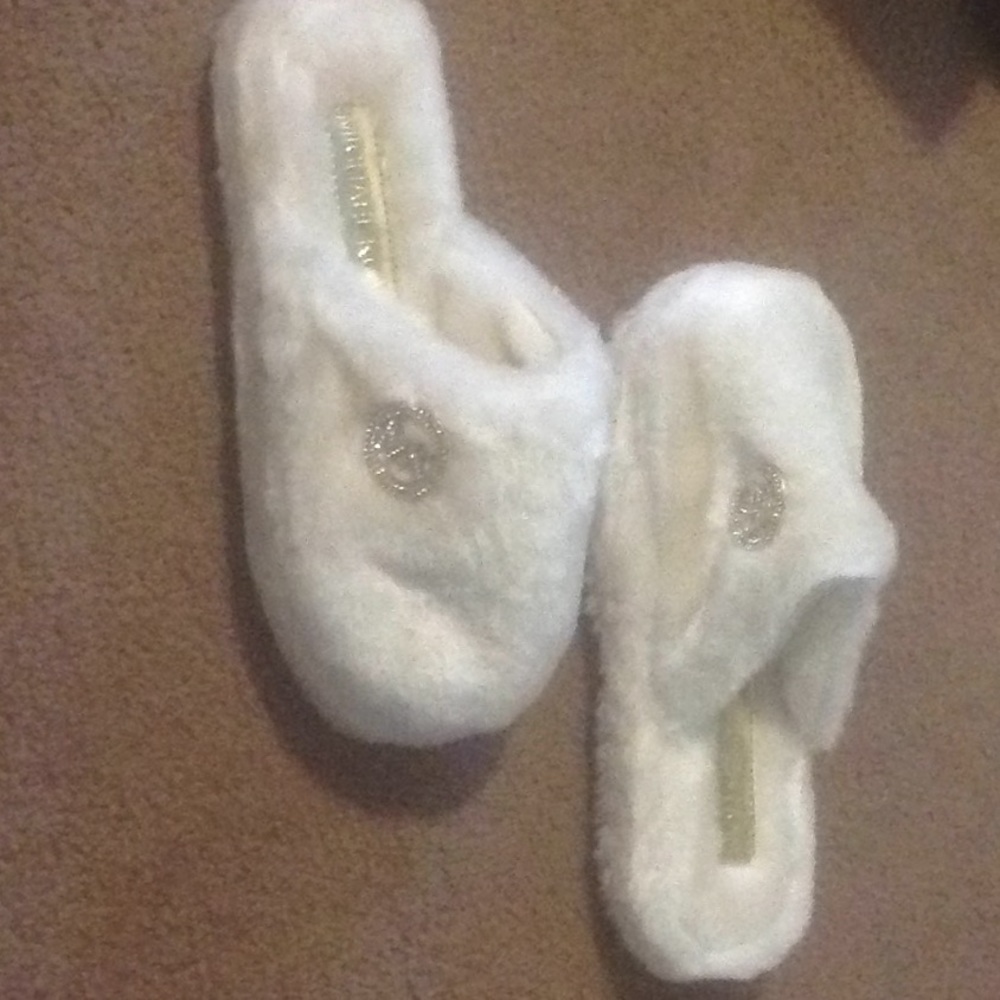 Michael Kors Cream Faux Fur Slippers